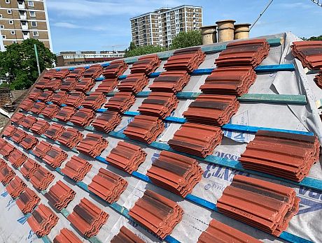 Tile roofing specialist in Chingford